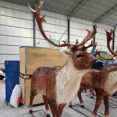 Taille animatronique réaliste de statue d'élans d'animaux du monde jurassique adaptée aux besoins du client
