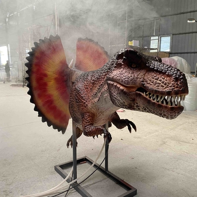 Une tête de dinosaure réaliste et animatronique
