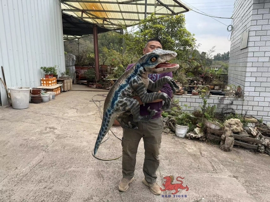 acheter Une poupée à main de dinosaure online manufacture