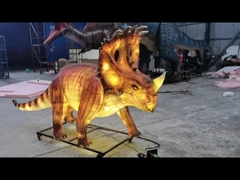 Taille réaliste Dinosaure animatronique Dinosaure lanterne lumineuse Sinoceratops